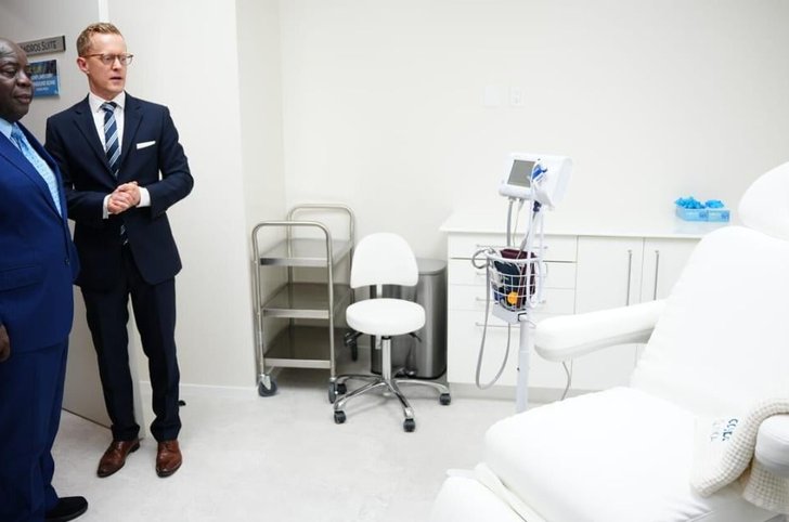 New stem cell research lab opens